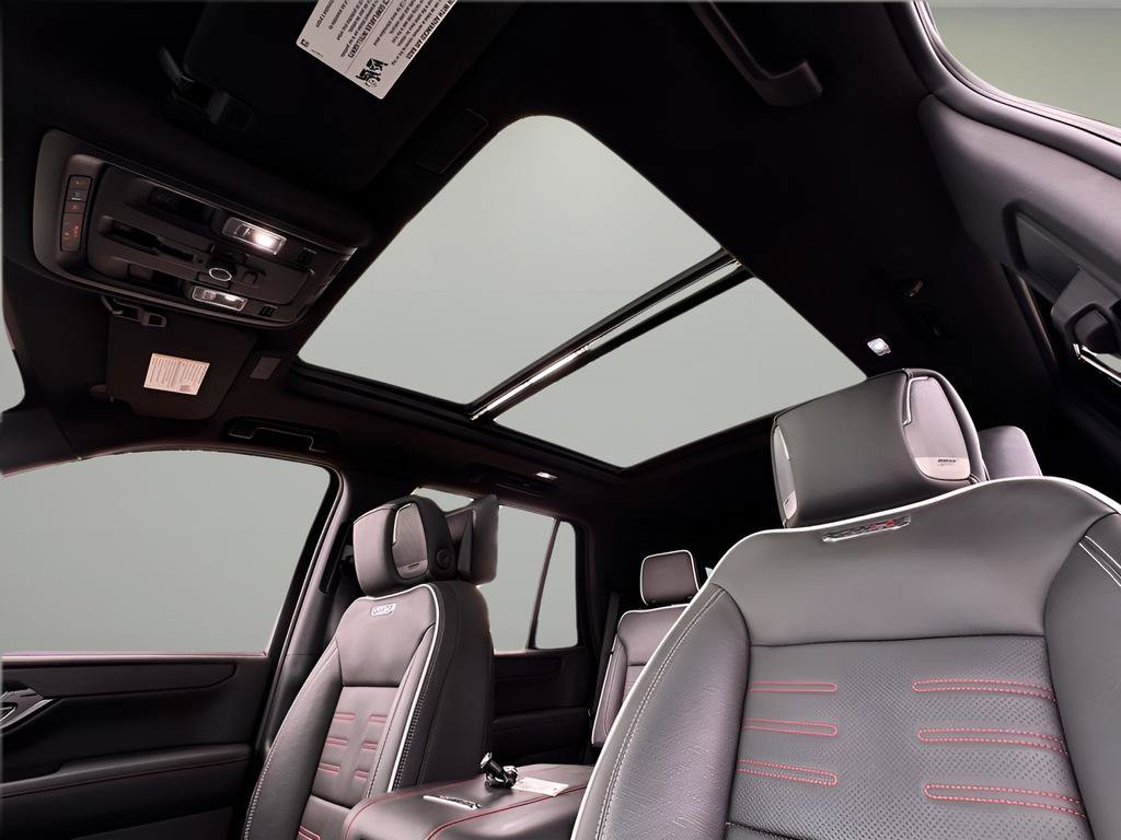 Used 2025 GMC Yukon AT4 Ultimate w/ LPO, Floor Liner Package AWD/4WD image 17