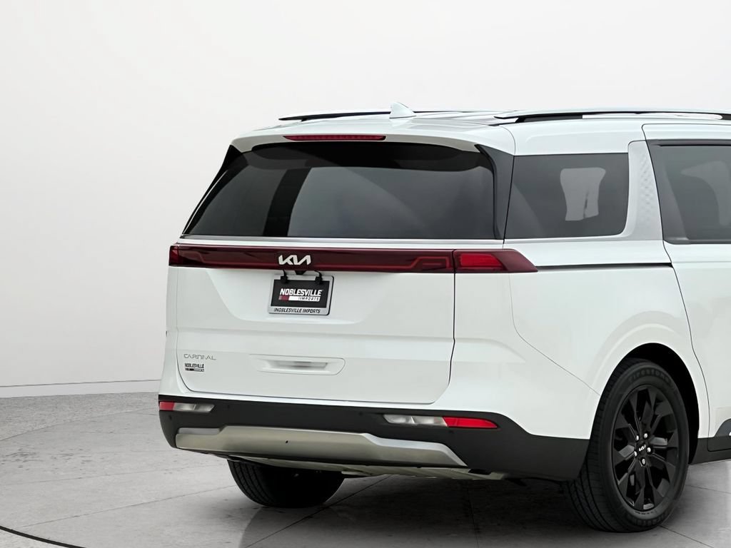 Used 2023 Kia Carnival SX Prestige FWD image 7