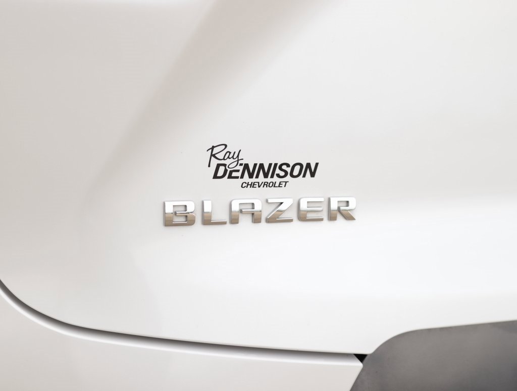 Used 2023 Chevrolet Blazer Premier w/ Enhanced Convenience Package image 40