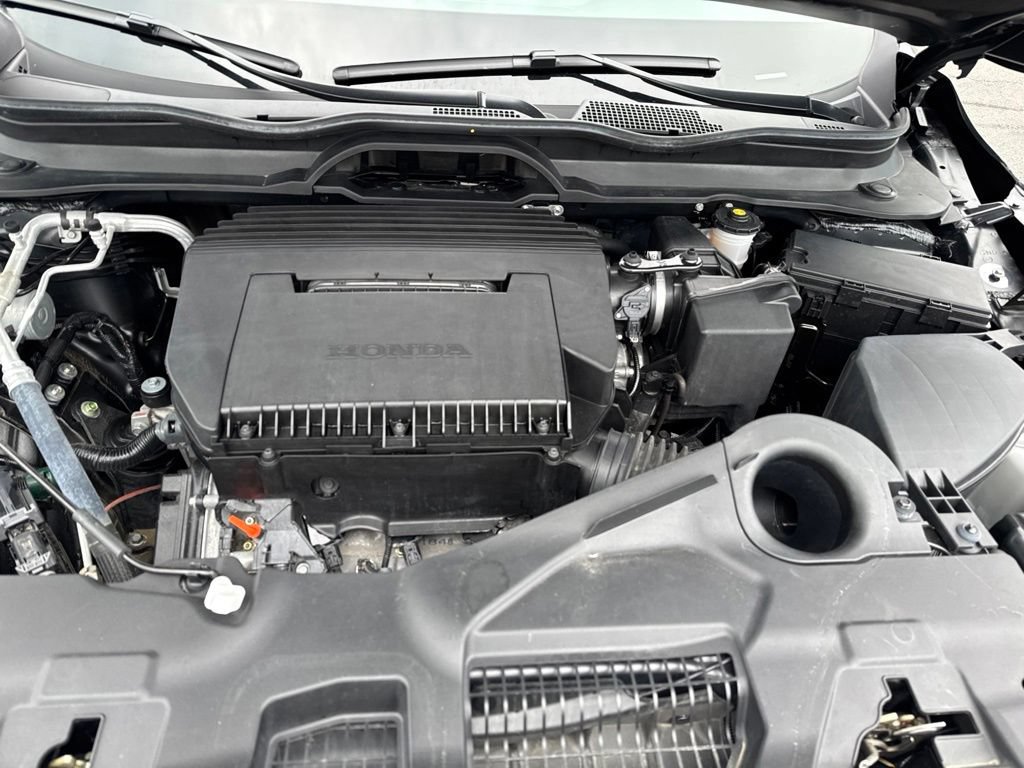 Certified 2025 Honda Pilot Touring image 12