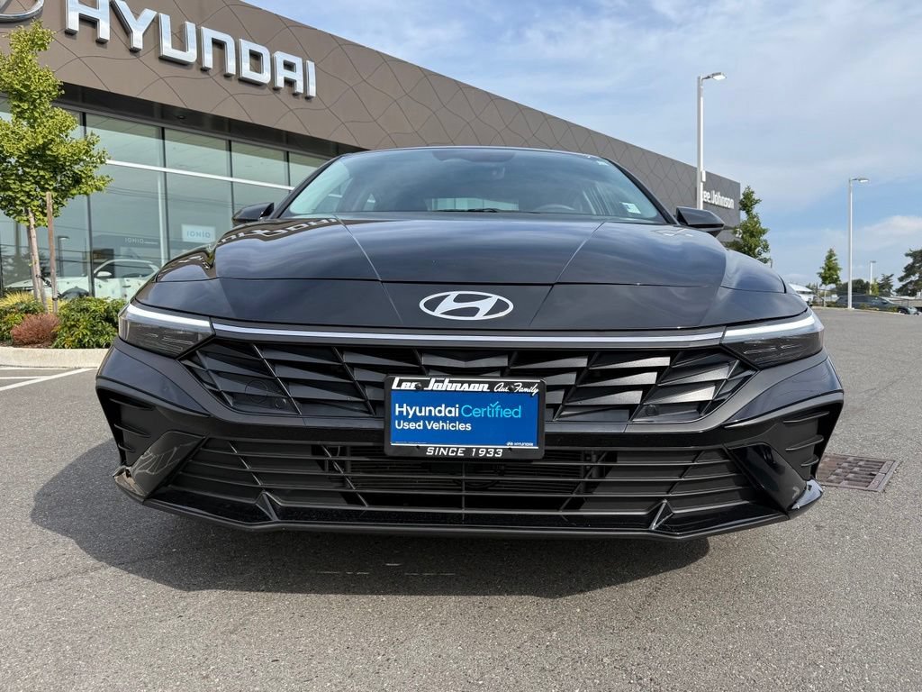 Certified 2025 Hyundai Elantra Hybrid FWD image 8