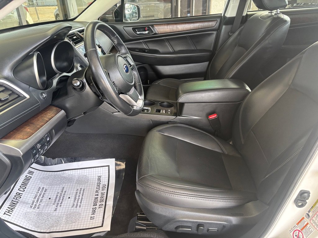 Used 2019 Subaru Outback 2.5i Limited w/ Popular Package #2 AWD/4WD image 5