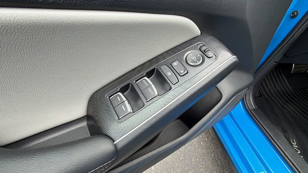 Used 2025 Honda Civic Sport Touring image 19