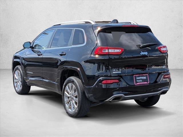Used 2017 Jeep Cherokee Overland w/ Technology Group image 9
