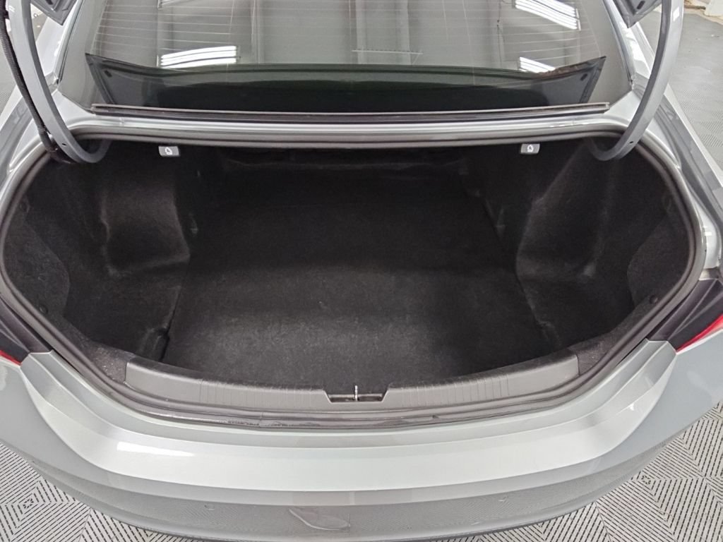 Used 2024 Chevrolet Malibu LT FWD image 32