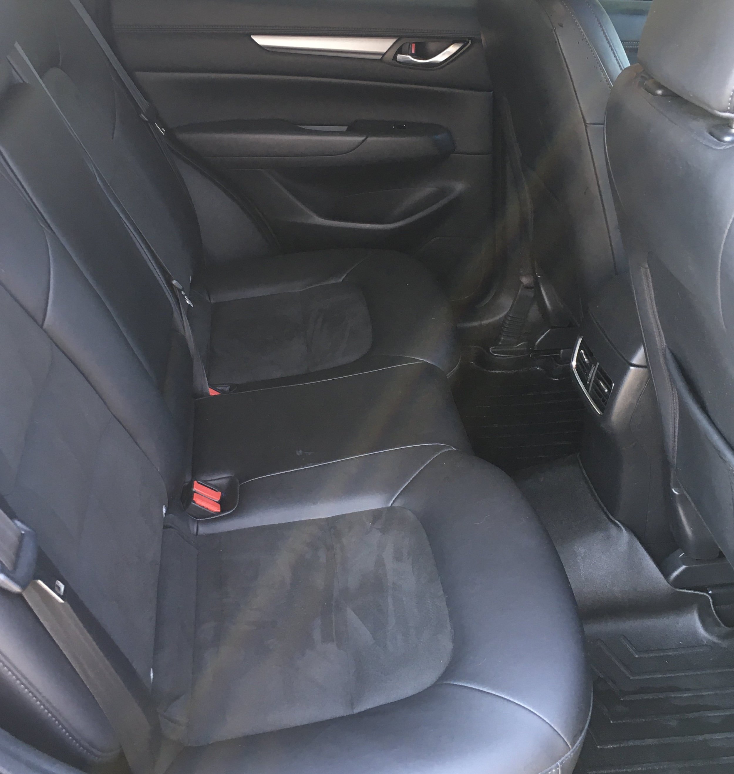 Used 2018 MAZDA CX-5 Touring w/ Preferred Equipment Package AWD/4WD image 6