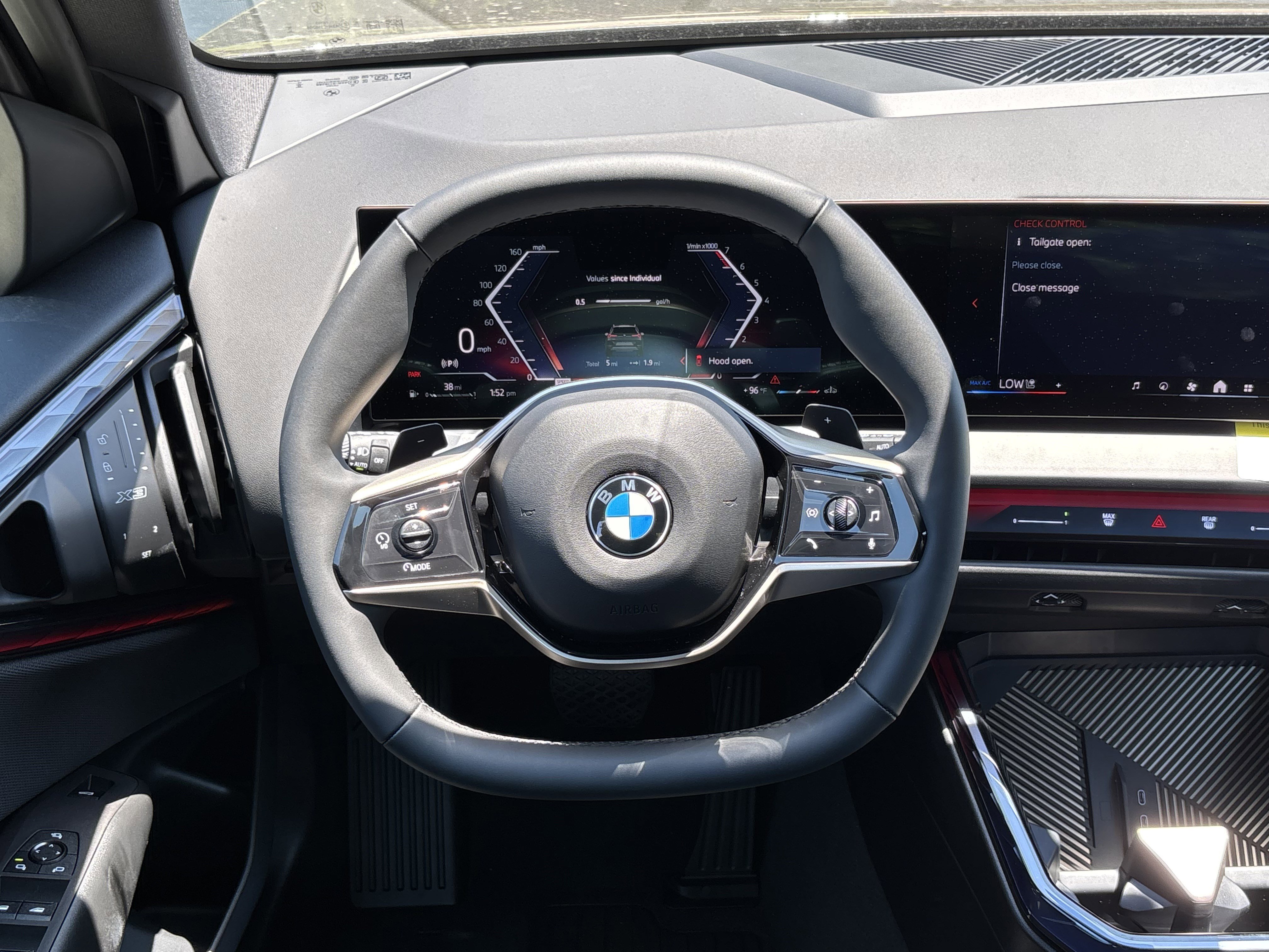 Certified 2025 BMW X3 xDrive30i w/ Convenience Package image 18