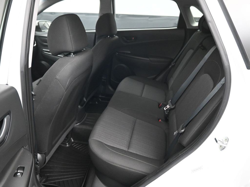 Used 2023 Hyundai Kona SEL w/ Cargo Package image 10