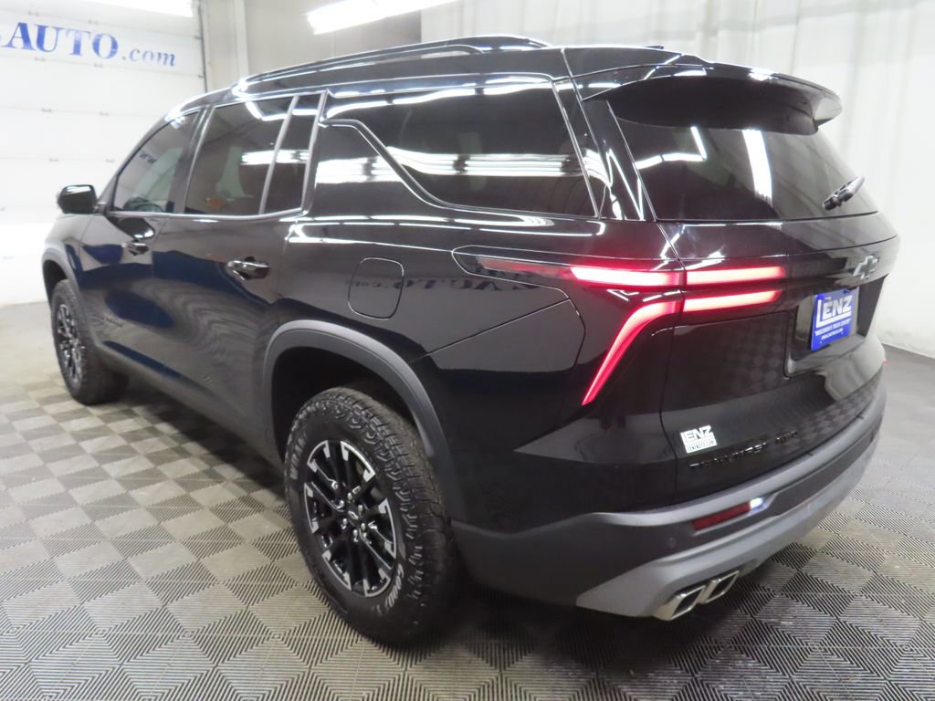 Used 2024 Chevrolet Traverse Z71 w/ LPO, Floor Liner Package AWD/4WD image 7