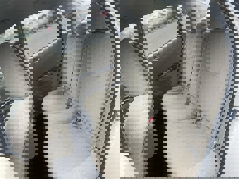 Used 2011 Subaru Impreza 2.5i image 11