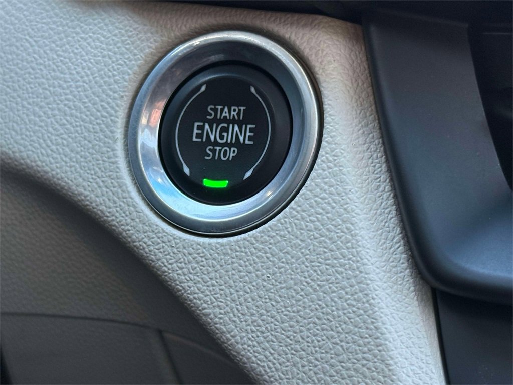 Used 2021 Cadillac CT4 Luxury w/ Sun And Sound Package image 27