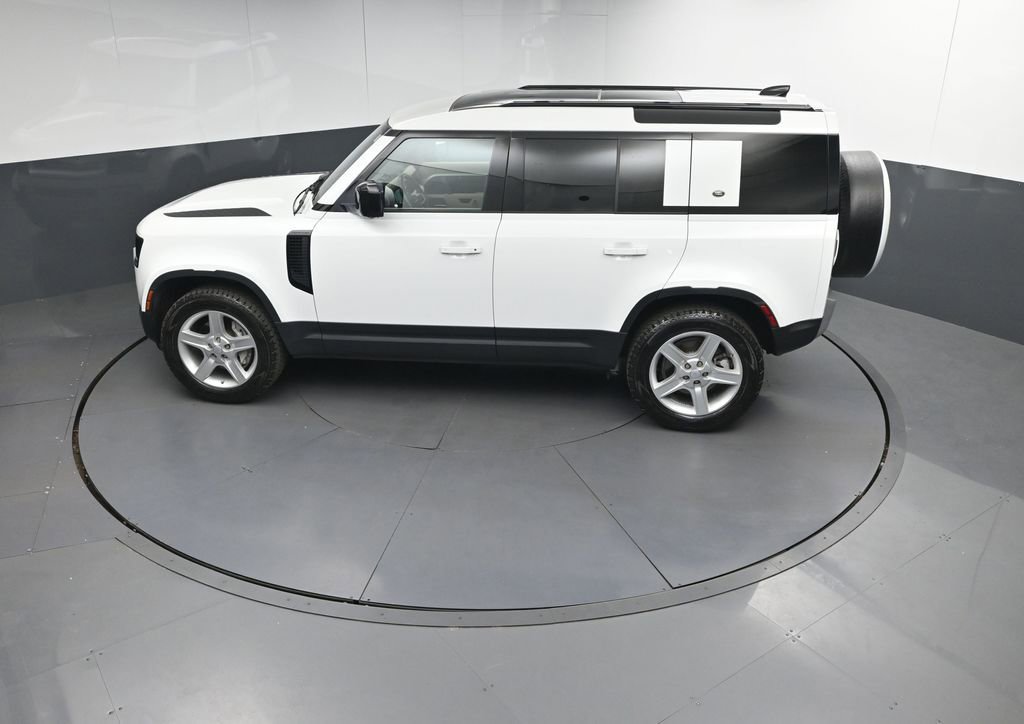 Used 2020 Land Rover Defender 110 SE AWD/4WD image 33