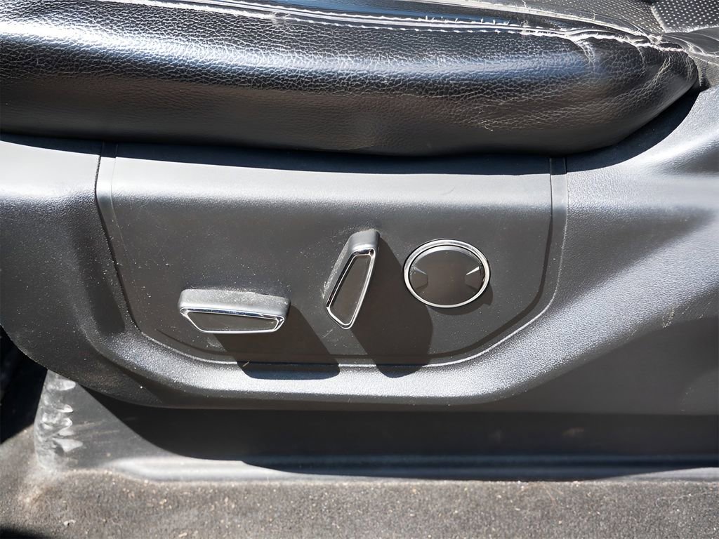 Used 2017 Ford F350 Lariat w/ Lariat Ultimate Package image 15