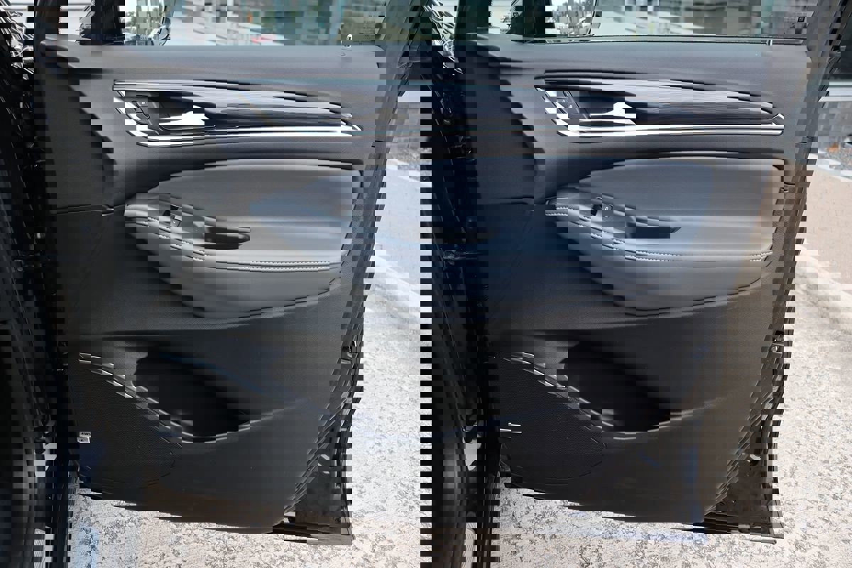 Used 2022 Buick Enclave Premium w/ Experience Buick Package image 49