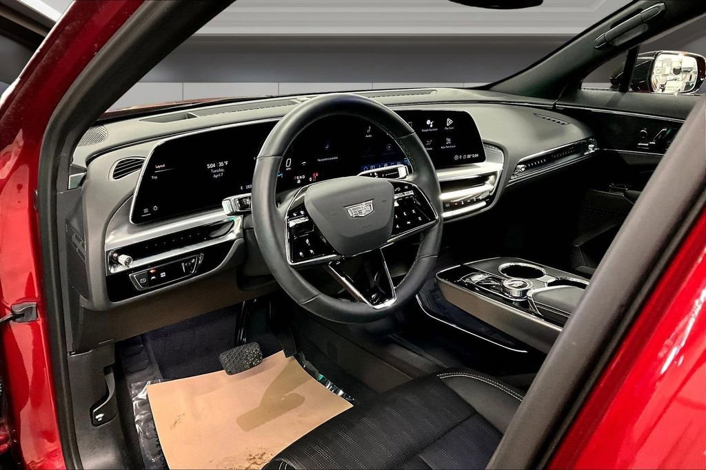 Certified 2024 Cadillac Lyriq Sport AWD/4WD image 17