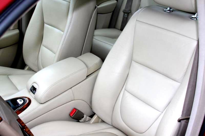 Used 2004 Jaguar XJ8 XJ8 image 33