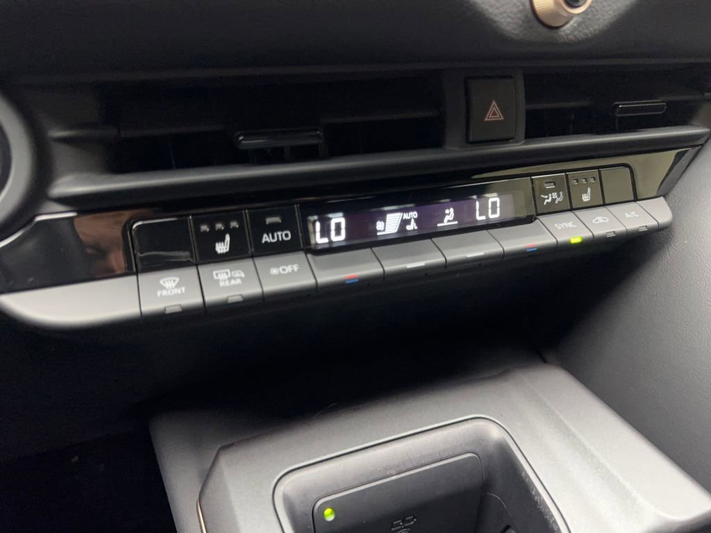Used 2023 Toyota Crown XLE image 66