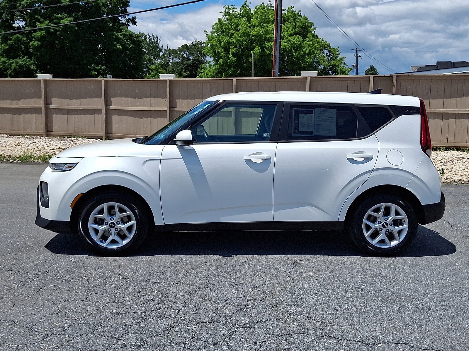 Used 2021 Kia Soul S FWD image 9