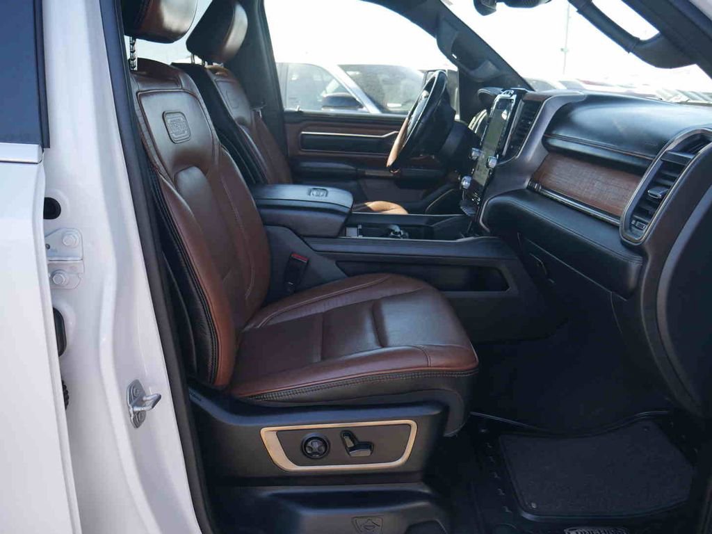 Used 2022 RAM 1500 Limited w/ Body-Colour Bumper Group image 34