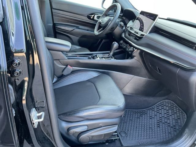 Used 2024 Jeep Compass Trailhawk image 17