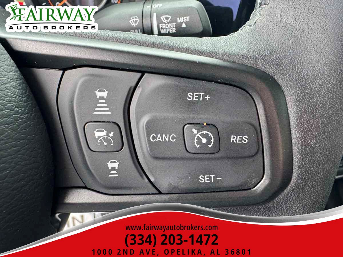 Used 2025 Jeep Gladiator Rubicon w/ Convenience Group AWD/4WD image 25