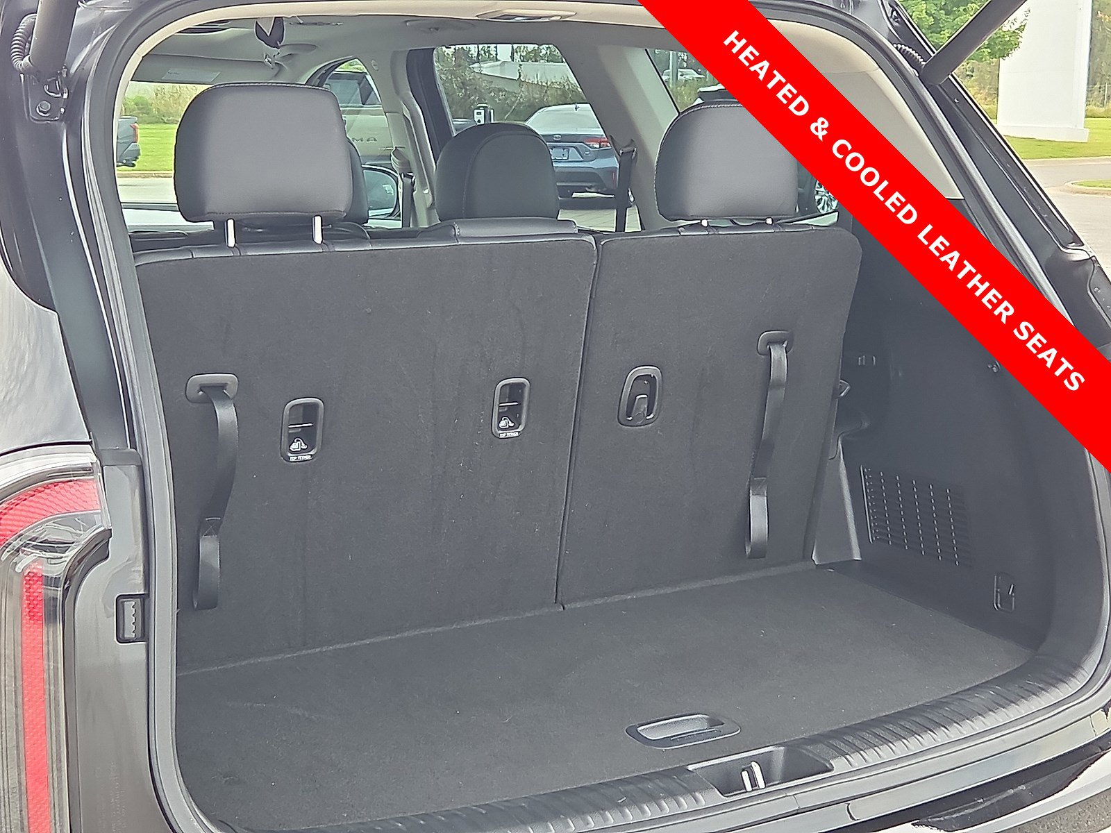 Used 2024 Kia Telluride EX image 8