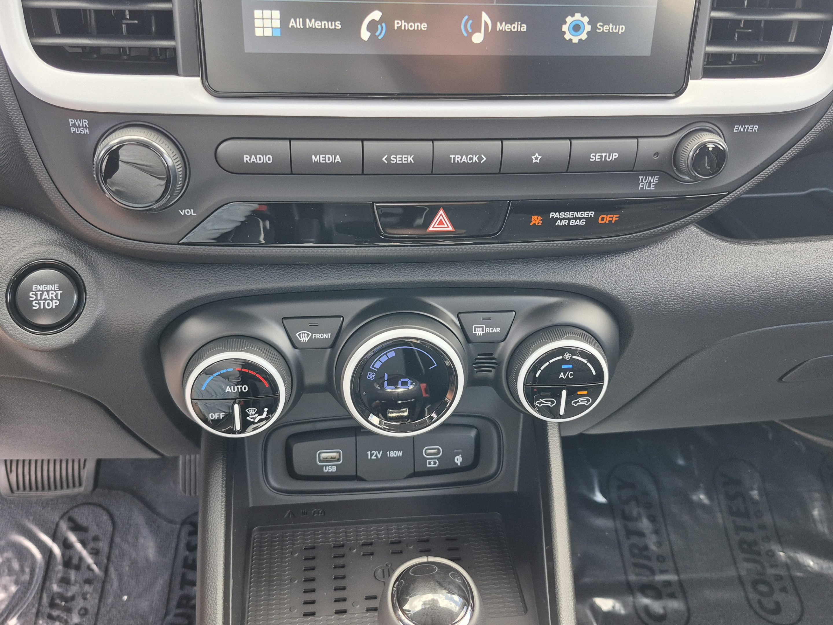 New 2026 Hyundai Venue SEL FWD image 24