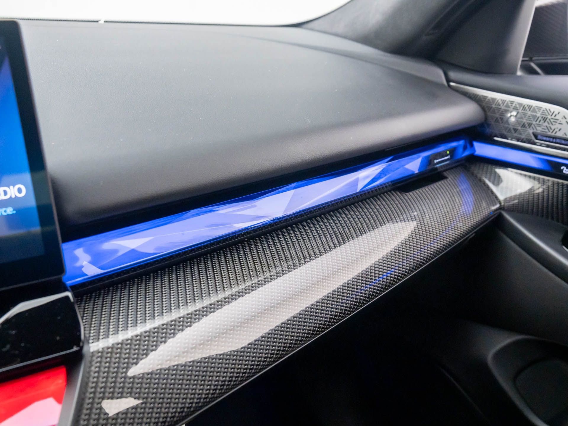 Used 2026 BMW M5 w/ Carbon Package image 16