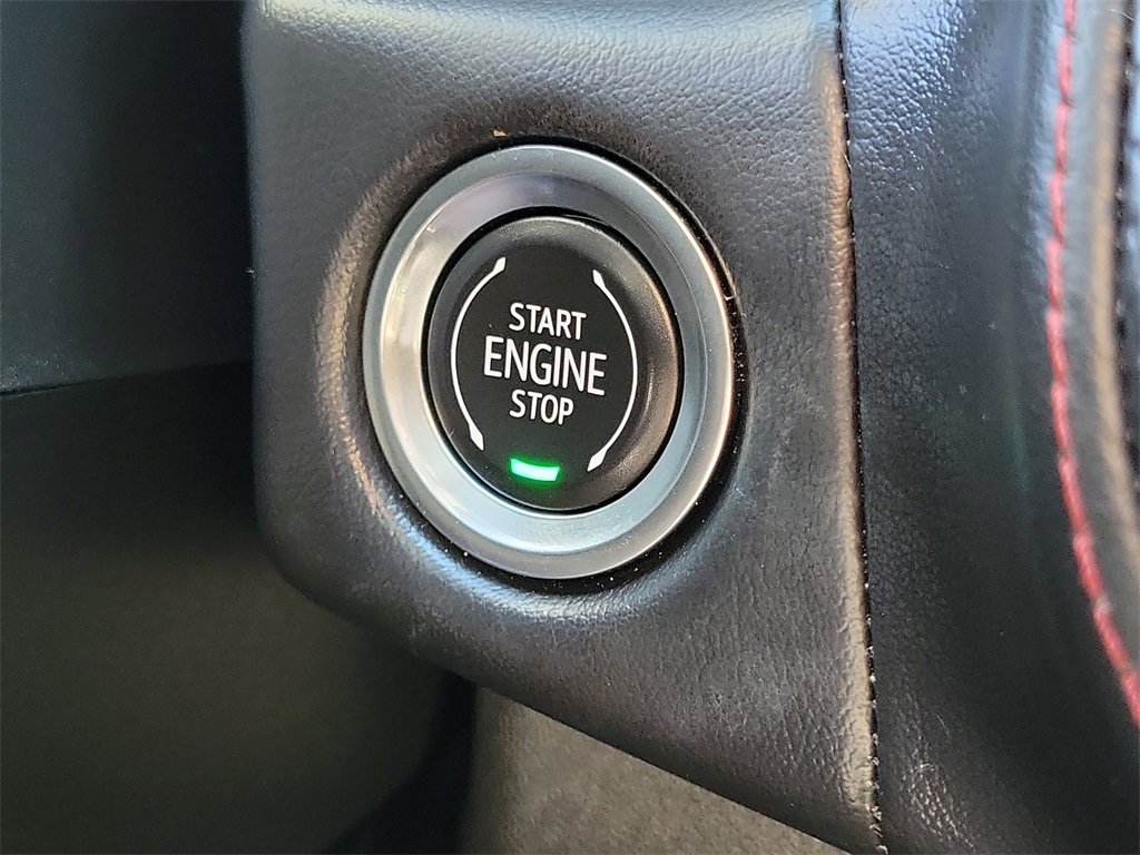 Certified 2023 Chevrolet Suburban RST w/ Sport Performance Package image 17