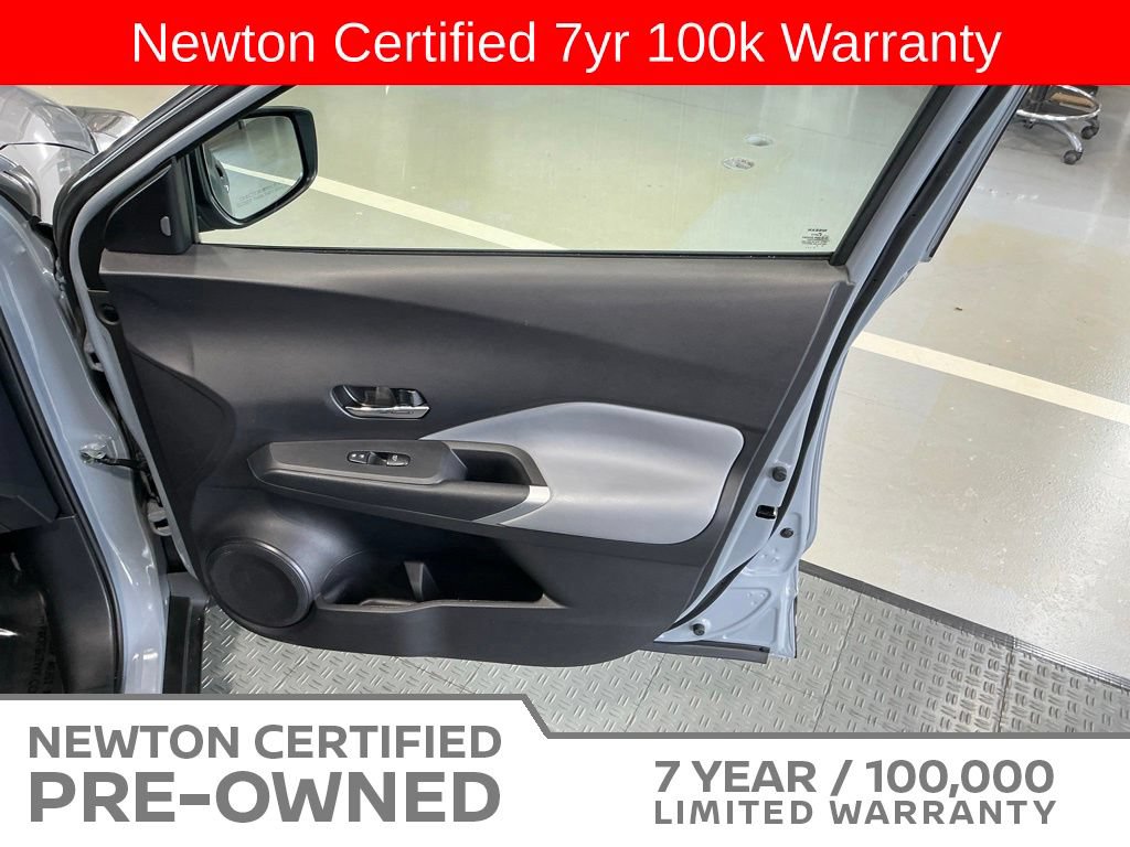 Used 2024 Nissan Kicks SR w/ SR Premium Package FWD image 40