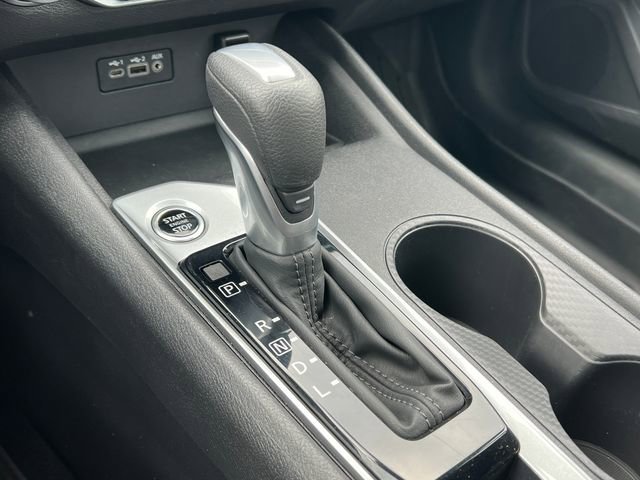 Used 2025 Nissan Altima 2.5 SV FWD image 24