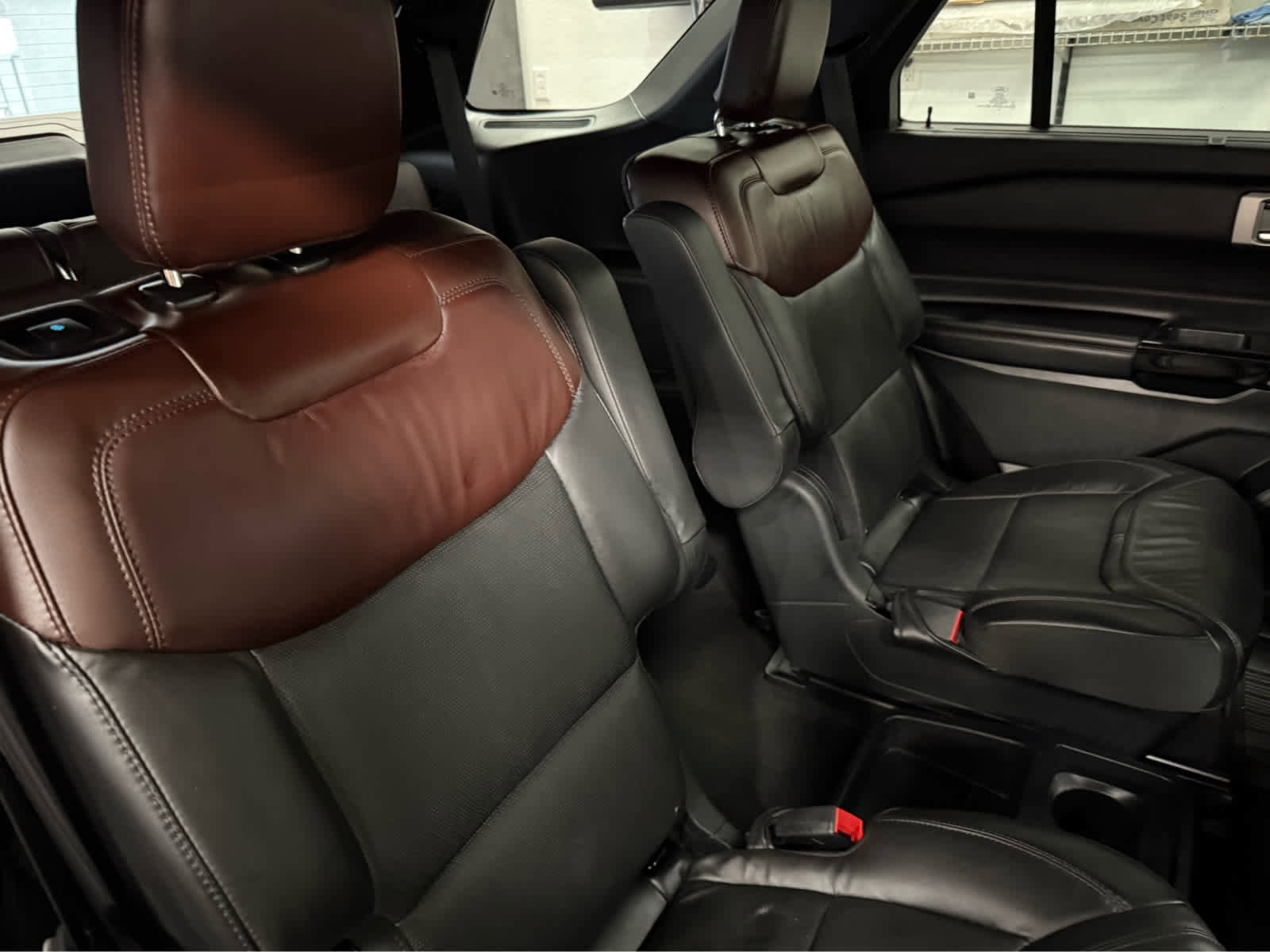 Used 2021 Ford Explorer Platinum w/ Equipment Group 601A image 26