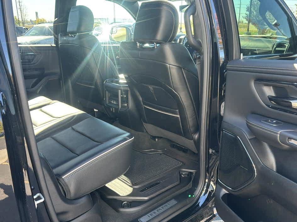 Used 2024 RAM 1500 Limited AWD/4WD image 25