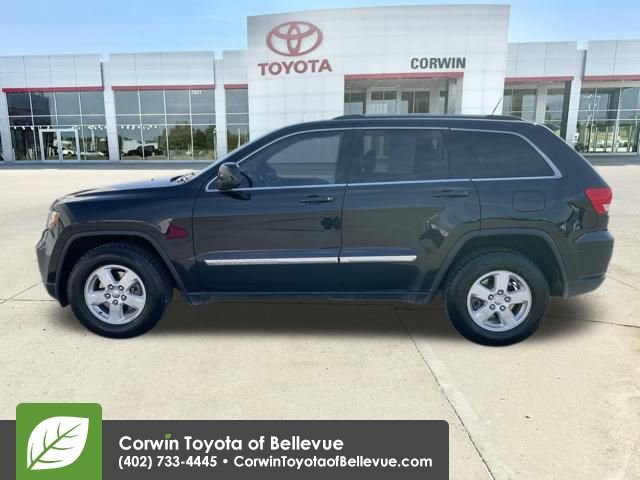 Used 2013 Jeep Grand Cherokee Laredo w/ Laredo E Group image 2