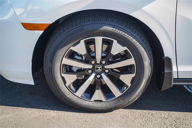 New 2026 Honda Odyssey EX-L image 11