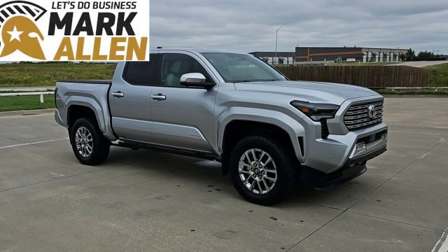 Used 2024 Toyota Tacoma Limited AWD/4WD image 2