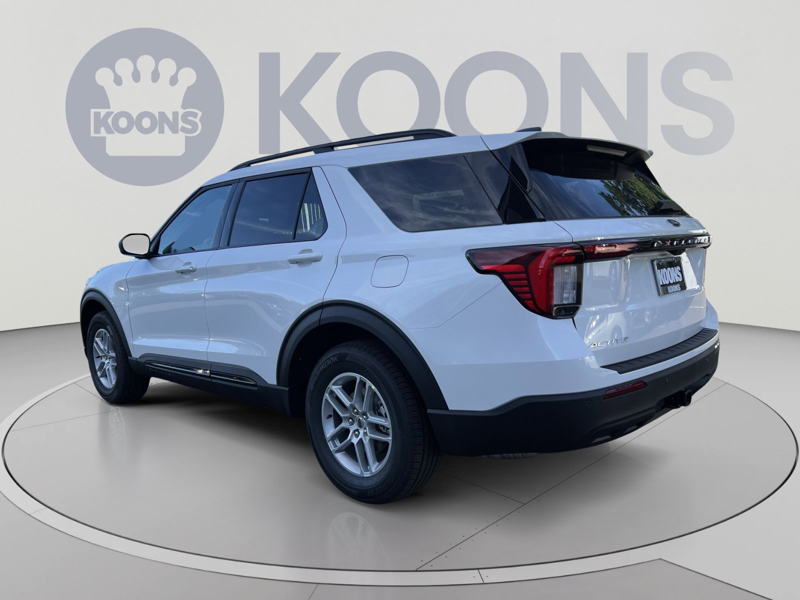 New 2026 Ford Explorer Active AWD/4WD image 8