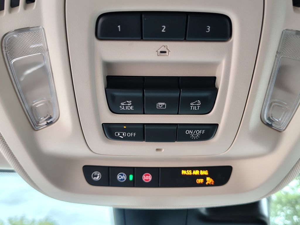 Certified 2023 Buick Envision Avenir AWD/4WD image 26