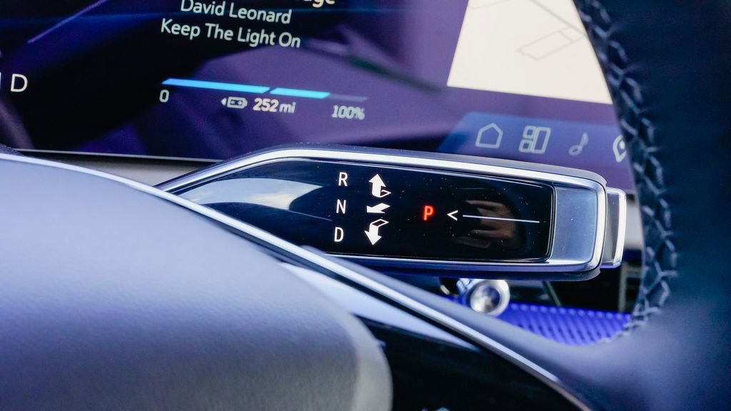 New 2026 Cadillac Optiq Sport 1 w/ LPO, Floor Liner Package image 20