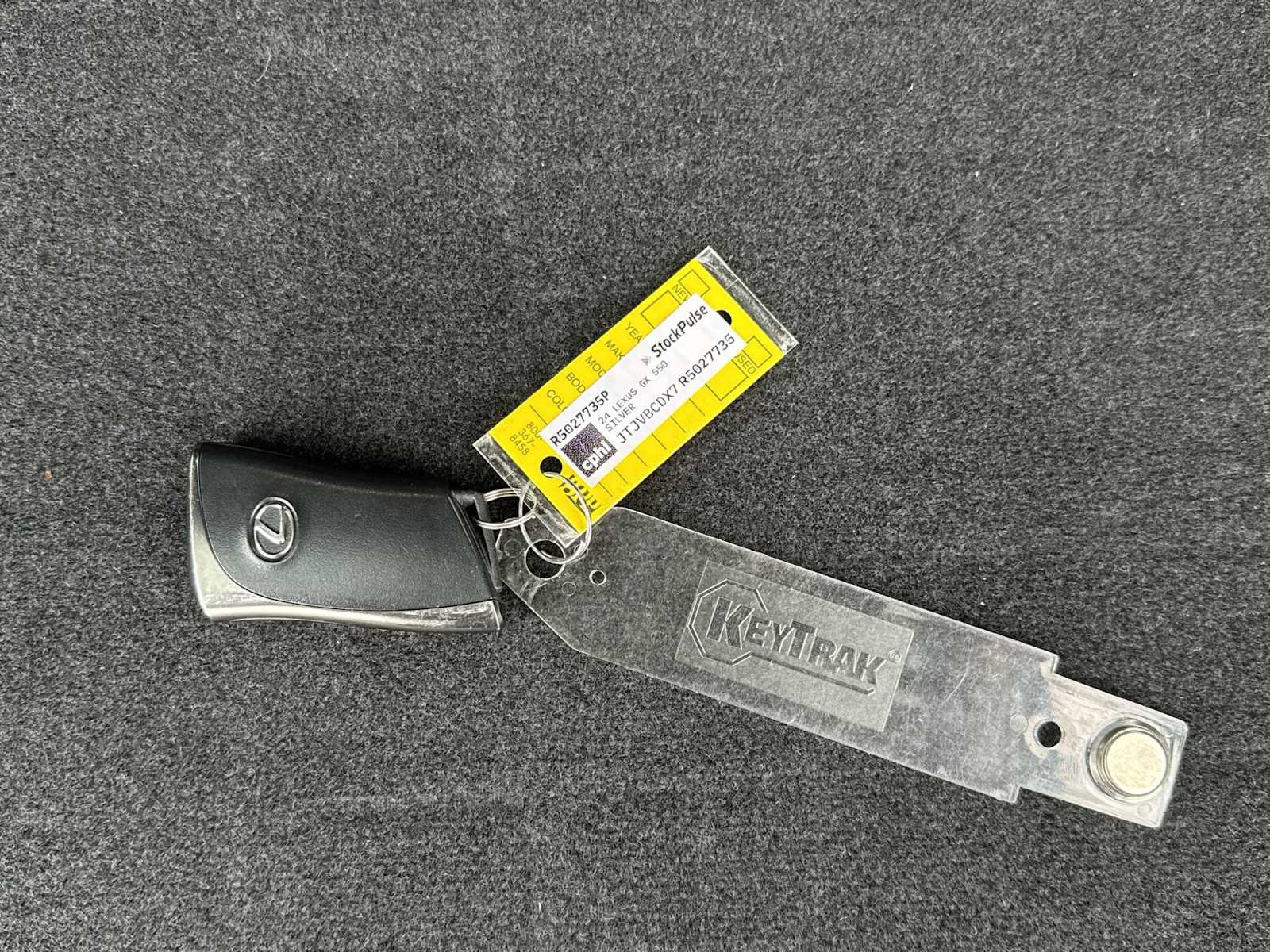 Used 2024 Lexus GX 550 image 27