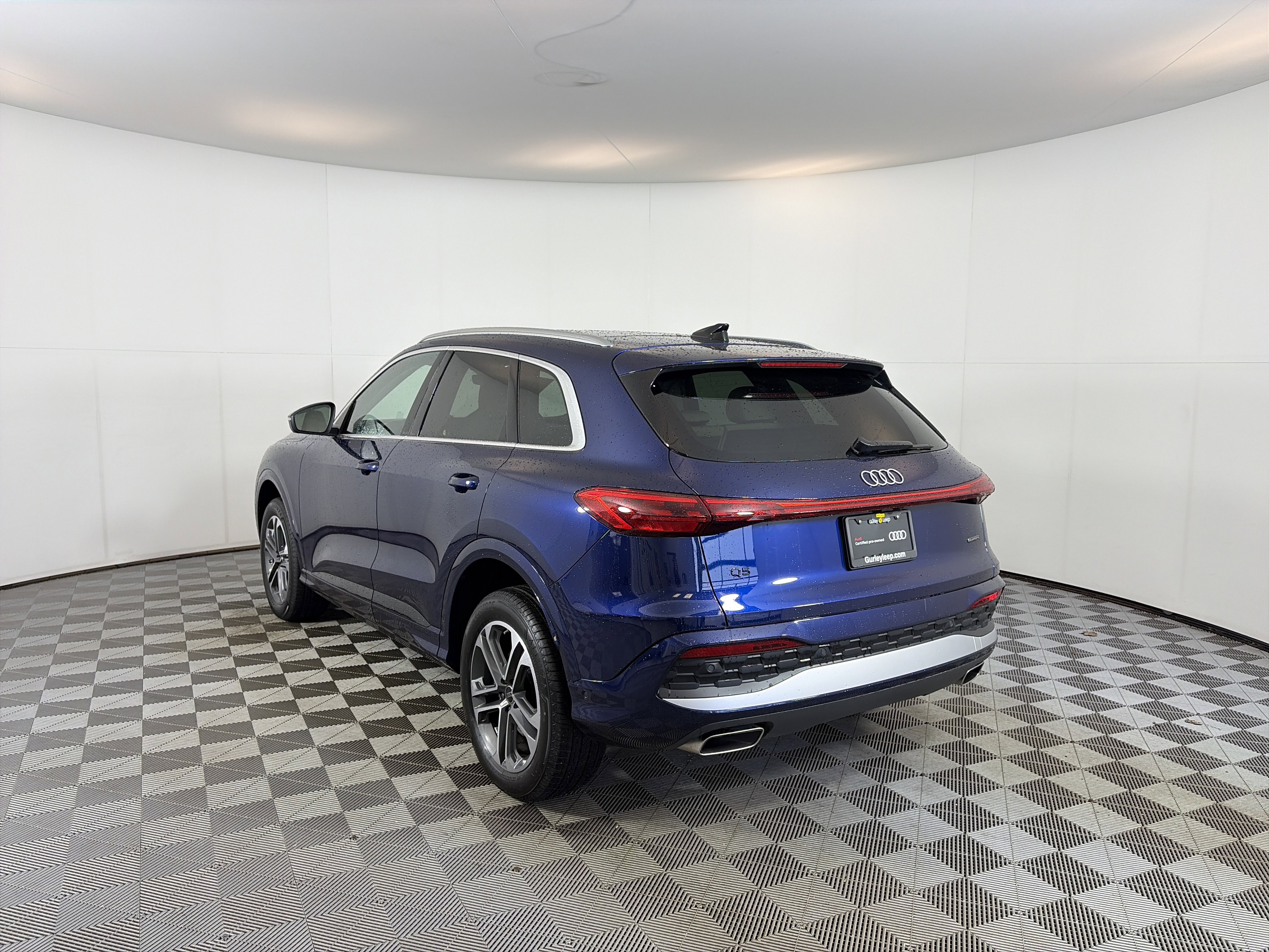 Used 2025 Audi Q5 Premium Plus w/ Premium Plus image 8