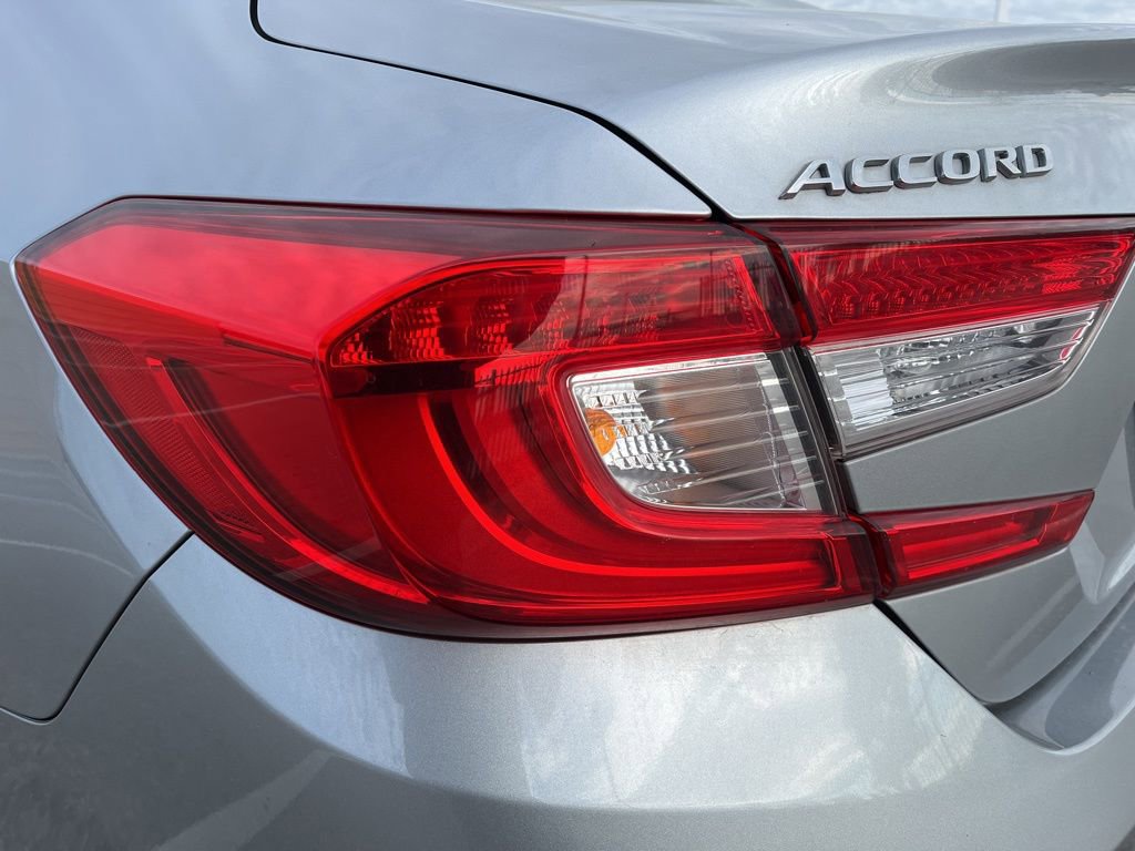 Certified 2018 Honda Accord EX-L image 5