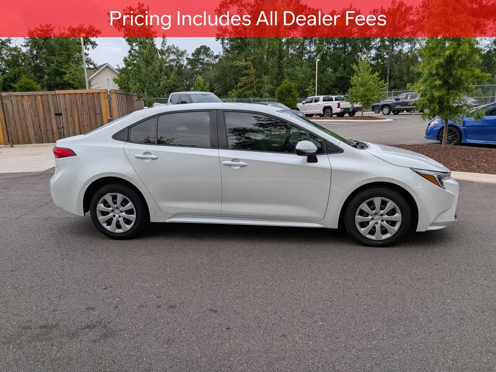 Certified 2024 Toyota Corolla LE FWD image 4
