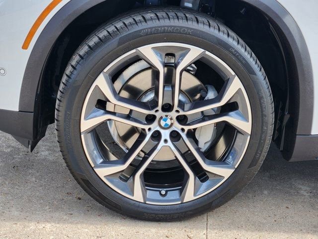 Used 2023 BMW X5 sDrive40i w/ Parking Assistance Package image 18