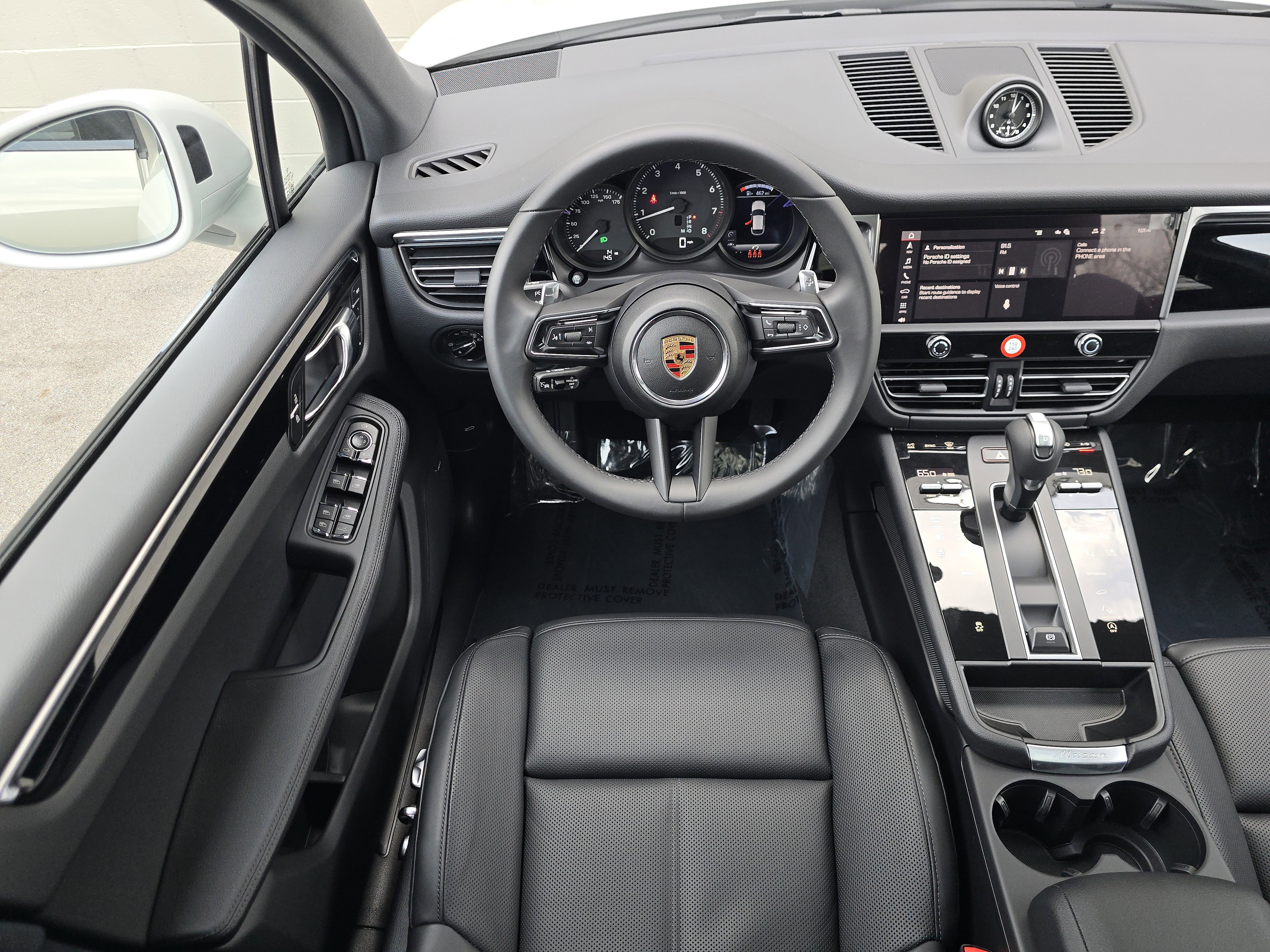 New 2026 Porsche Macan image 17