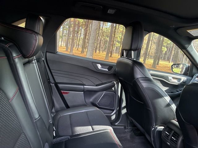 Used 2024 Ford Escape ST-Line Select w/ Tech Pack #2 image 24