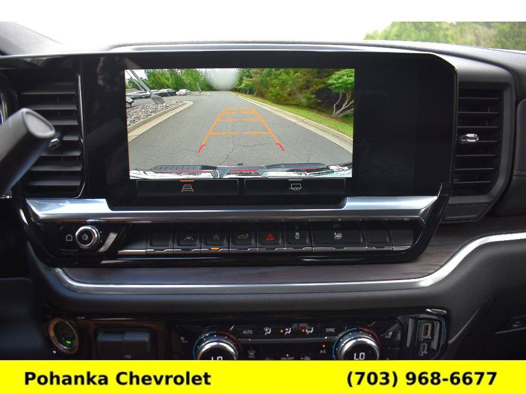 Certified 2026 GMC Sierra 1500 SLT AWD/4WD image 16