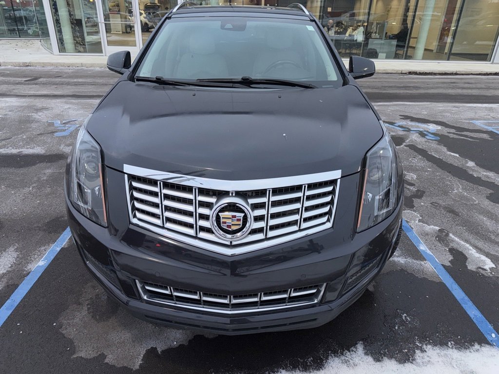 Used 2014 Cadillac SRX Luxury w/ Driver Awareness Package image 7