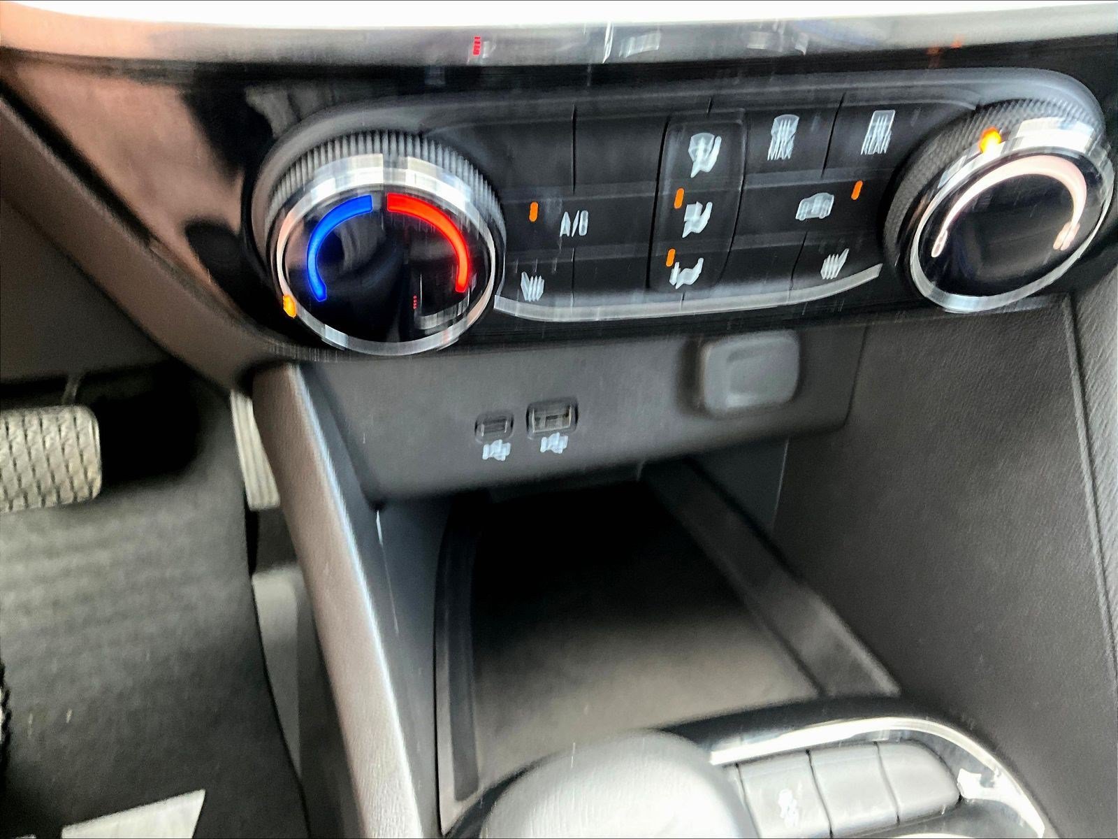 Used 2026 Buick Encore GX Sport Touring w/ Comfort Package FWD image 16