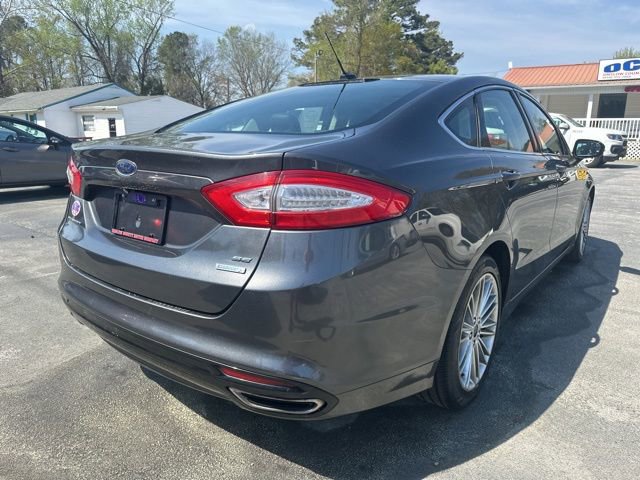 Used 2015 Ford Fusion SE w/ Equipment Group 202A image 7